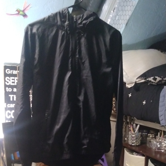 Nike Windbreaker Jacket with Long Sleeves and Standing Collar - Picture 1 of 1
